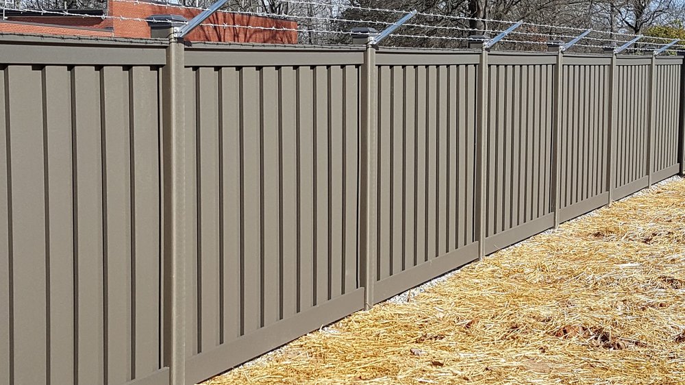 Exploring the Top Choices in Commercial Fencing