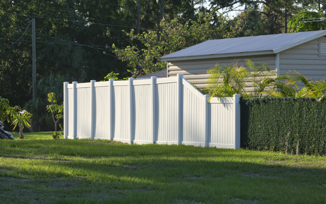 Styles of Vinyl Fencing